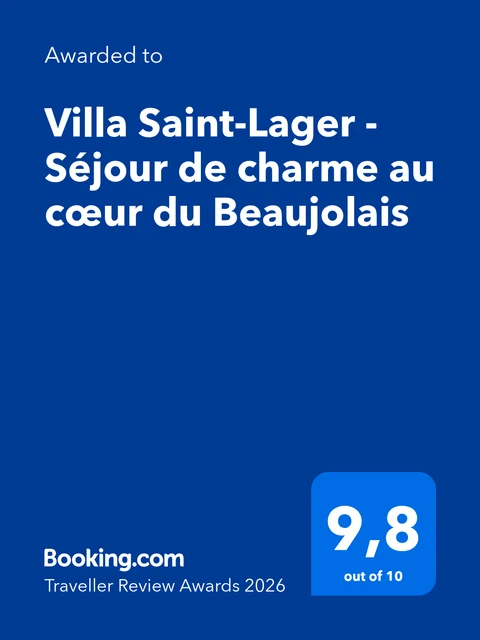 Trophée Booking.com Traveller Review Awards 2026 décerné à la Villa Saint-Lager, note 9,8/10
