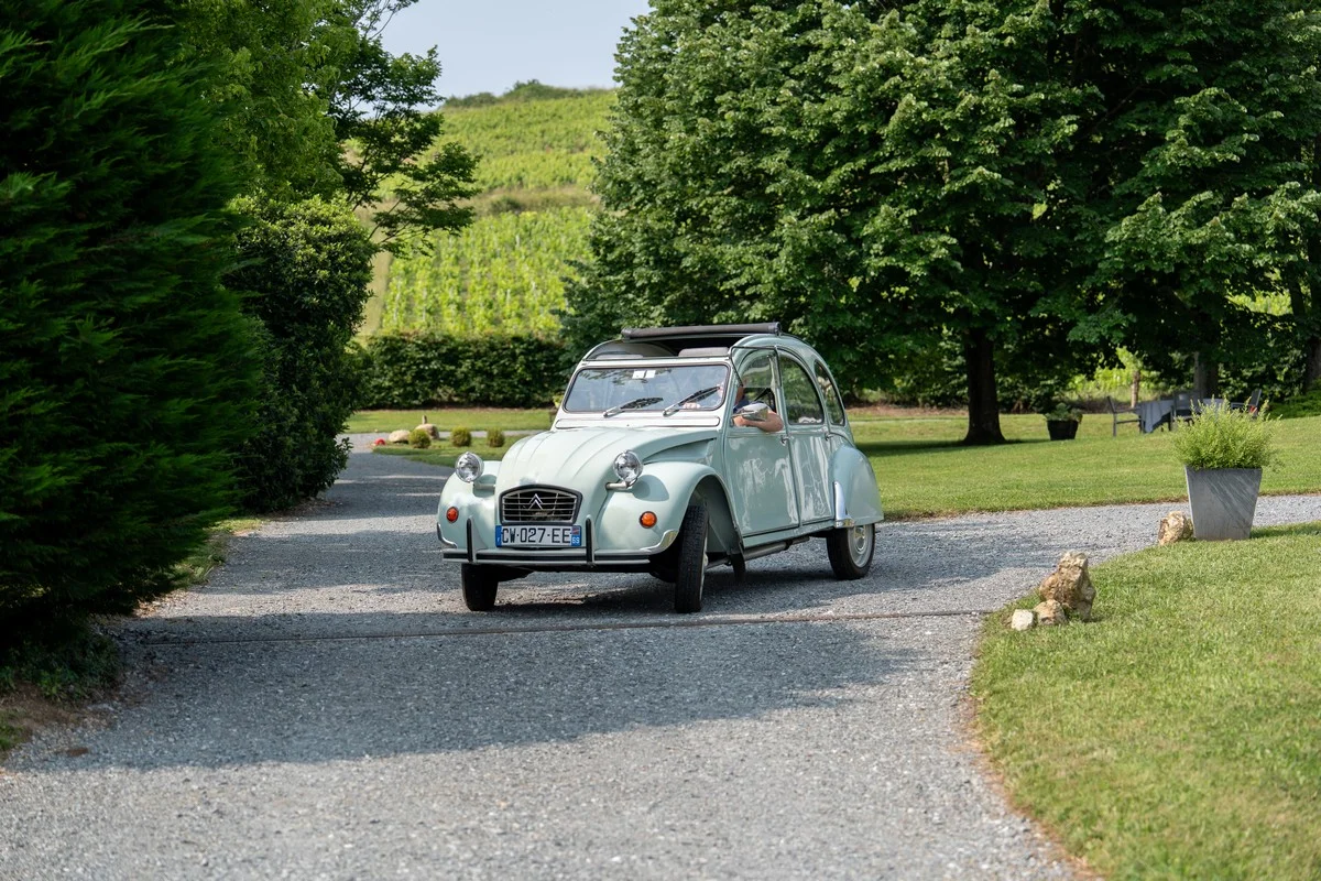 La 2CV, une touche d’authenticité beaujolaise