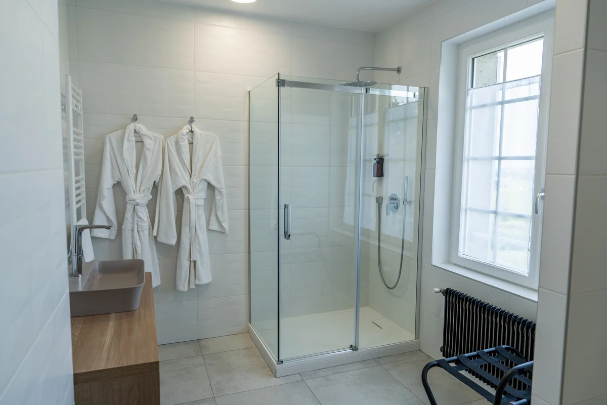 Chambre Mont Verdun — salle de bain privative aux finitions haut de gamme